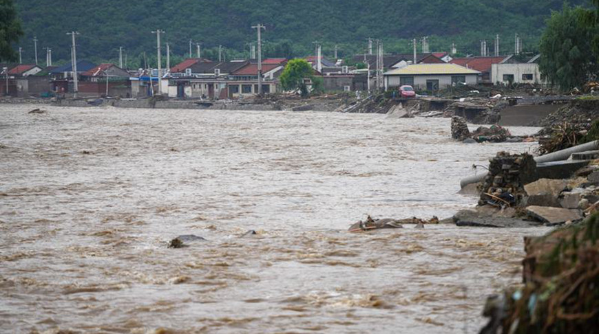 Бейжіңде толассыз жауған жаңбыр 30 адамның өмірін қиды