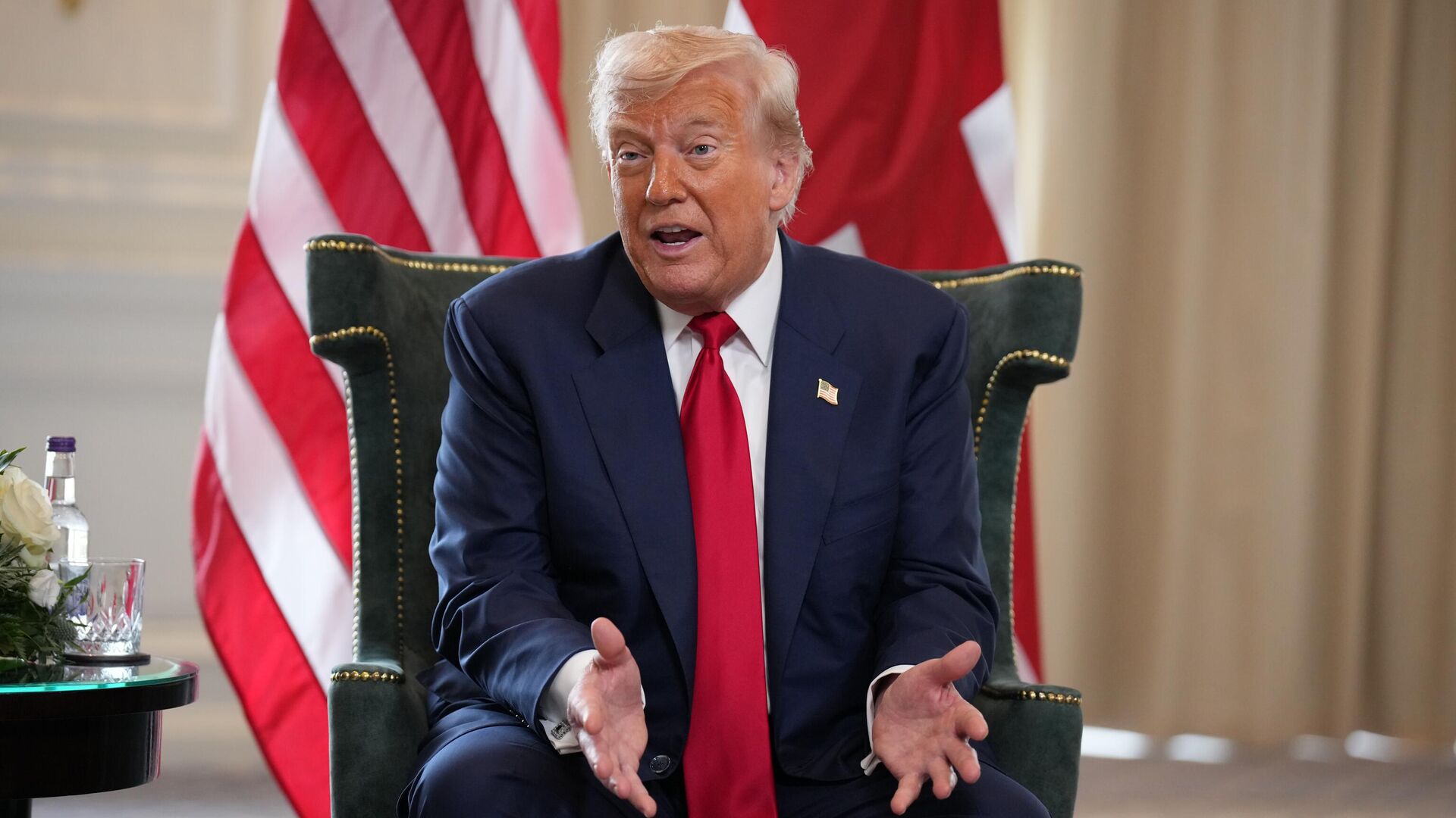 Трамп Иранның ядролық нысандарына тағы да соққы жасайтынын ескертті