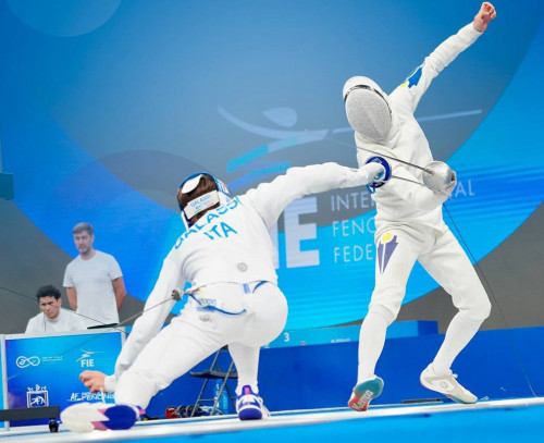 Қазақстан семсершілері  әлем чемпионатының жартылай финалына шықты