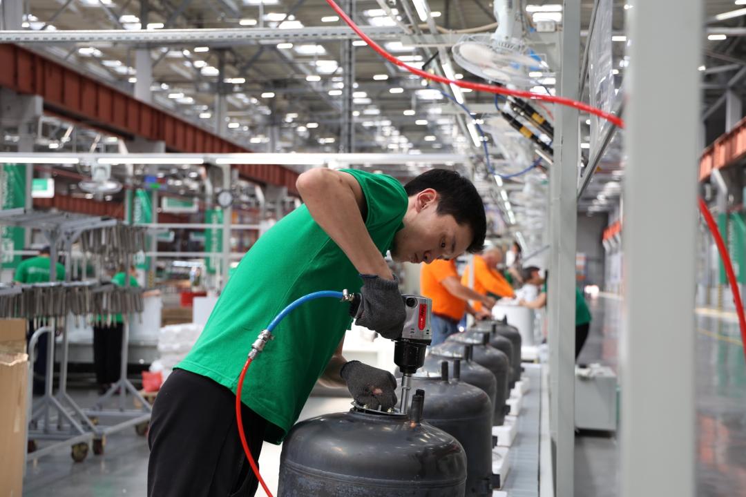 Саранға серпіліс берген серіктестіктер