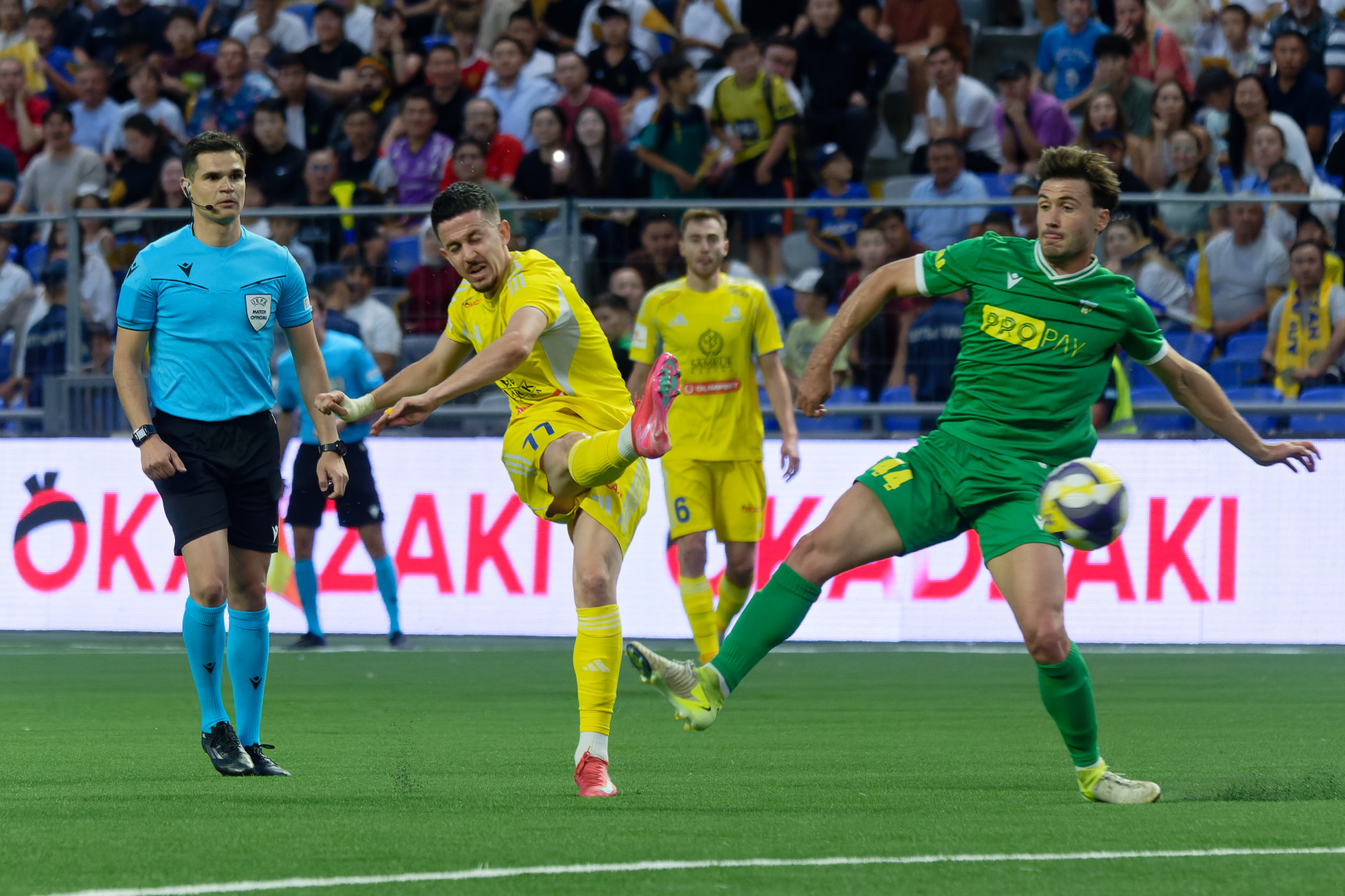 «Астана» мен «Қайрат» – үшінші кезеңде