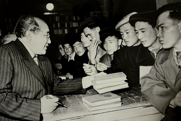 Тамаша талғампаздық