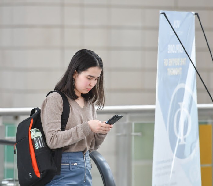 Грант кімге бұйырды?