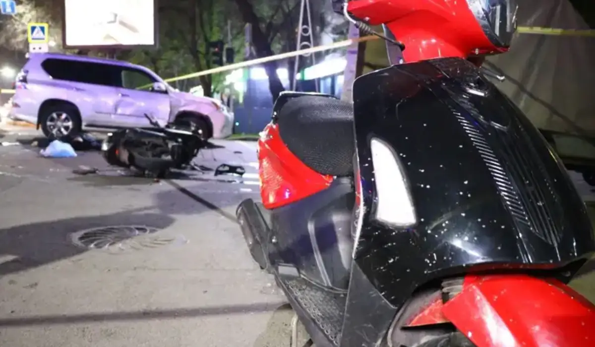 Атырауда жол апатынан мотоцикл жүргізушісі мерт болды