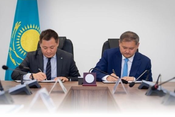 Университетте қысқа мерзімді курстар өткізуге уағдаласты