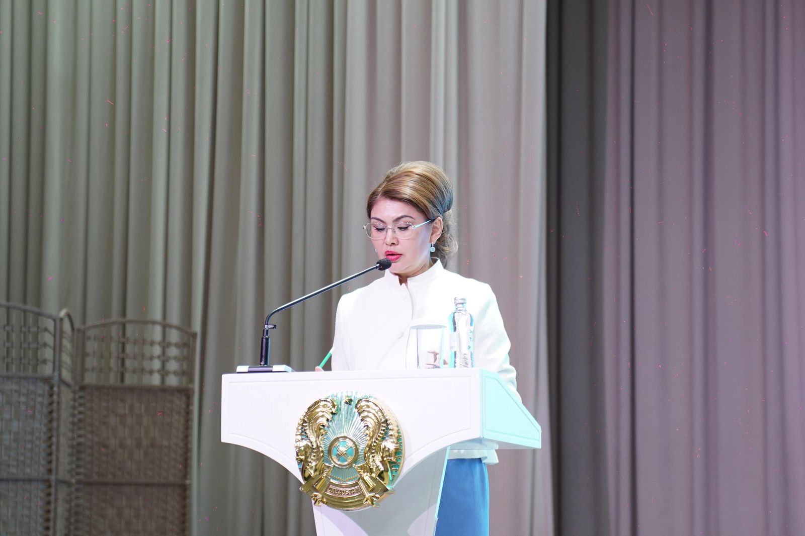 Аида Балаева Жамбыл облысының тұрғындарымен кездесті