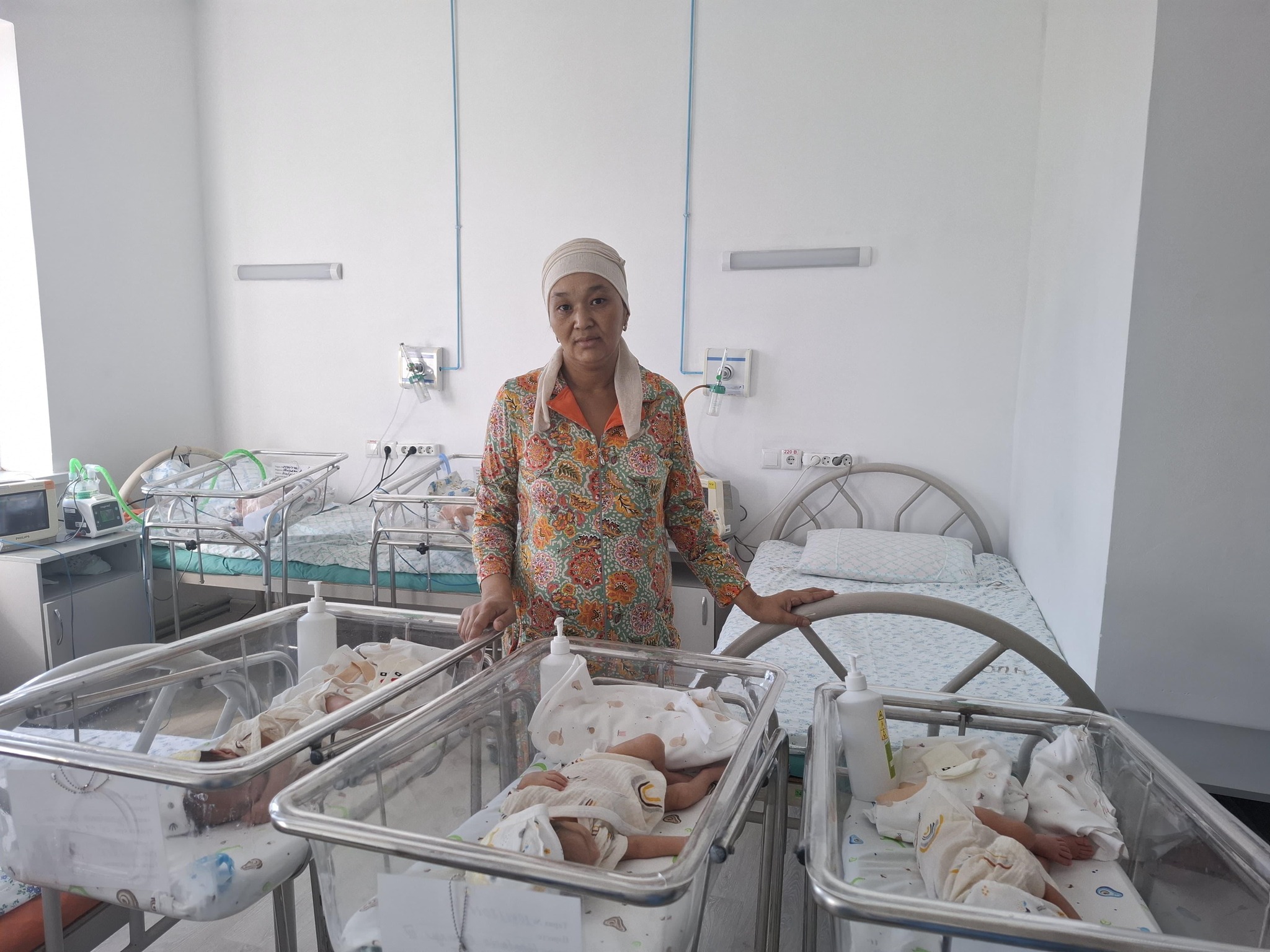 Түркістанда 8 баланың анасы дүниеге үшем әкелді