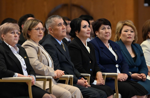 Президент жазатайым жағдай үшін мұғалімді жазаламауға шақырды