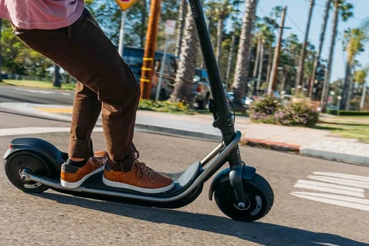 Самокат мінгендерге айыппұл салынады