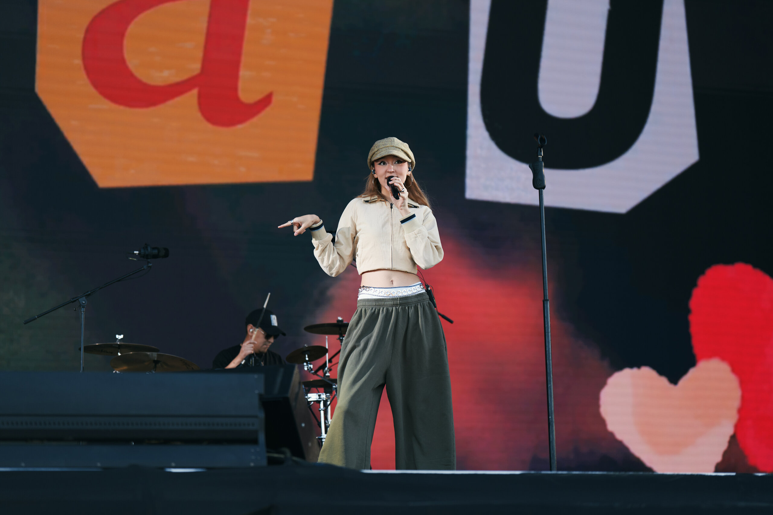 Яндекс Музыкамен ең үлкен фестиваль Алматыда: алғашқы күн қалай өтті?