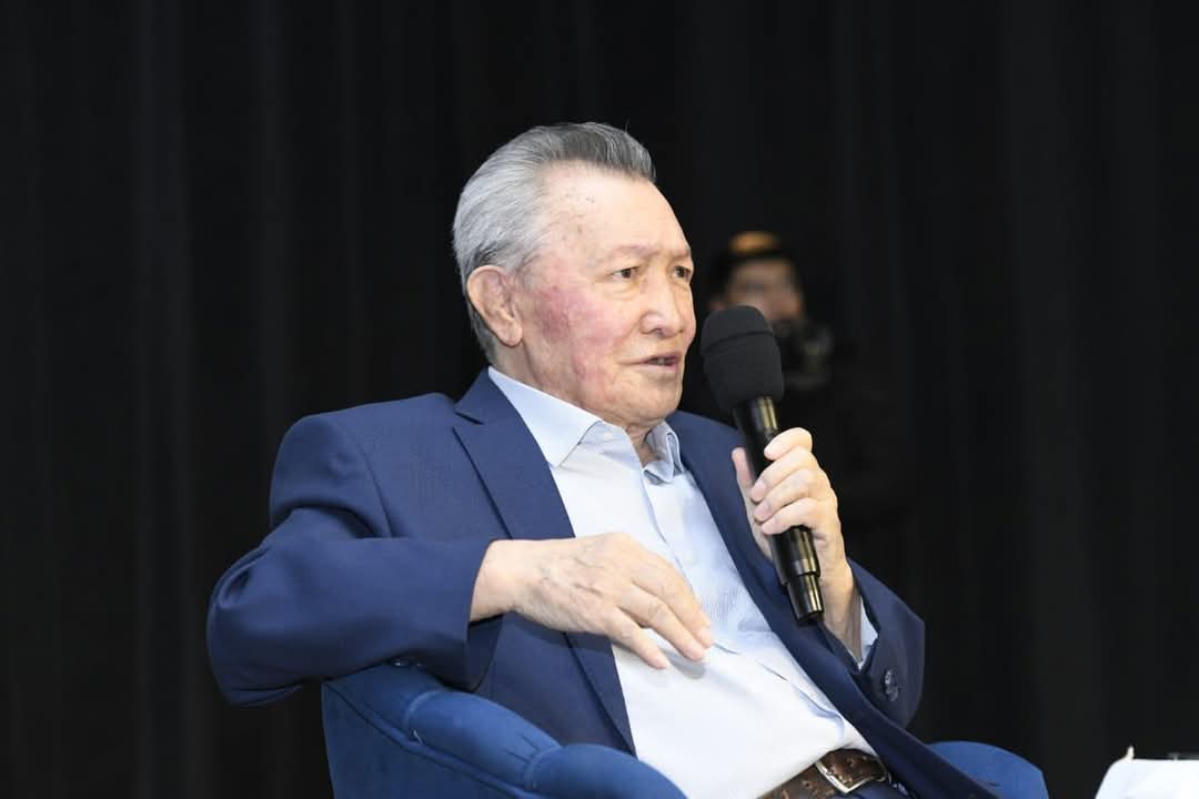 Төлен Әбдік әлемі