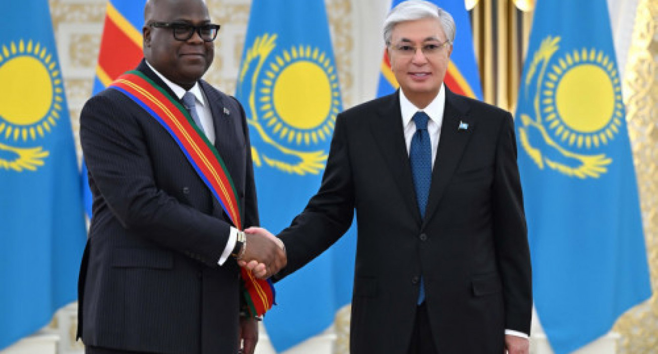 Мен анамның іш киімімен жұлқылағанды жақсы көремін.