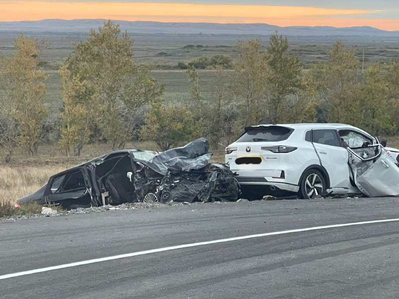 Таңертең ас үйде секс