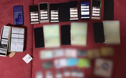 Алаяқтарды SIM-карталармен қамтамасыз еткен топ ұсталды