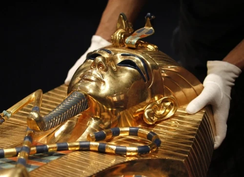 Үш мың жылдық алтын білезік ұрланды