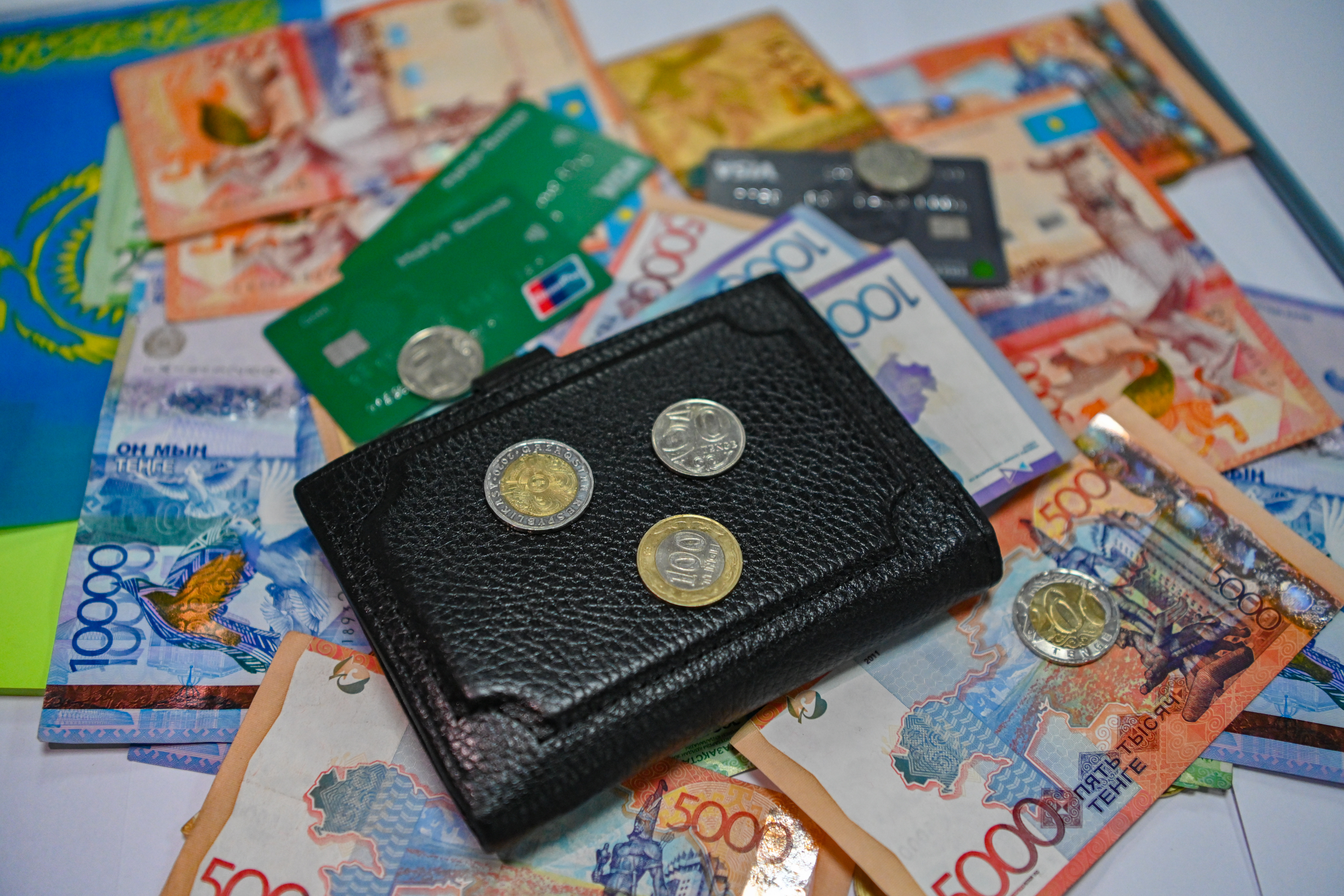 Қазақстандықтардың зейнетақы жинақтары жайлы тың ақпарат шықты