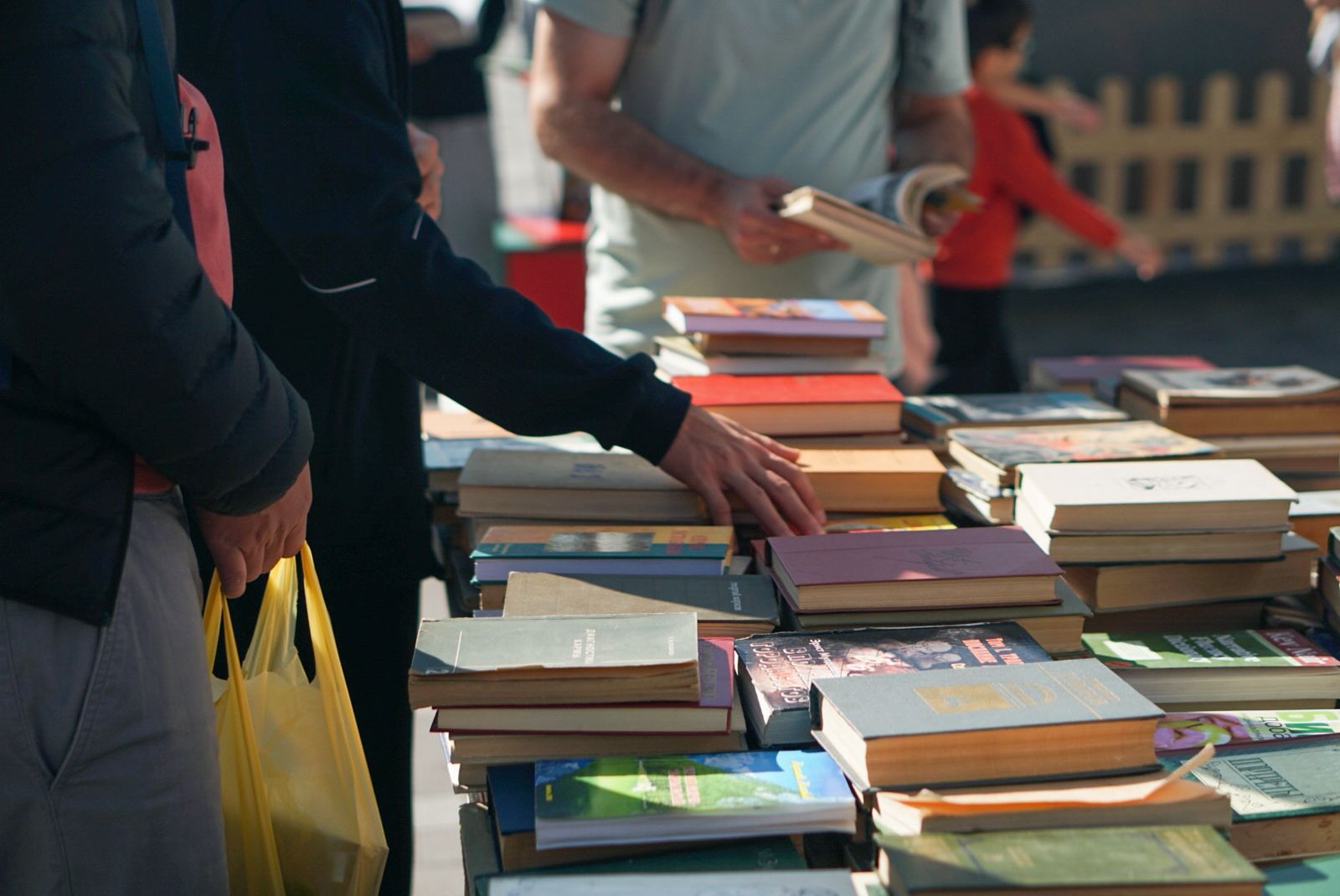 Алматыдағы кітап жәрмеңкесіне 30 мың адам қатысты