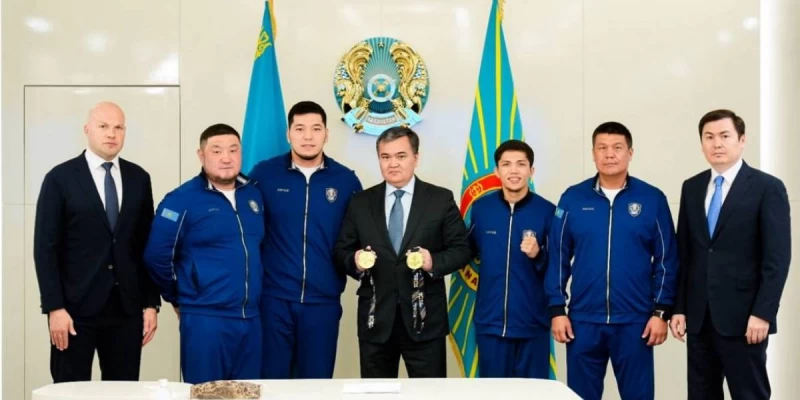 Астана әкімдігі бокстан әлем чемпиондарына 30 млн теңге берді