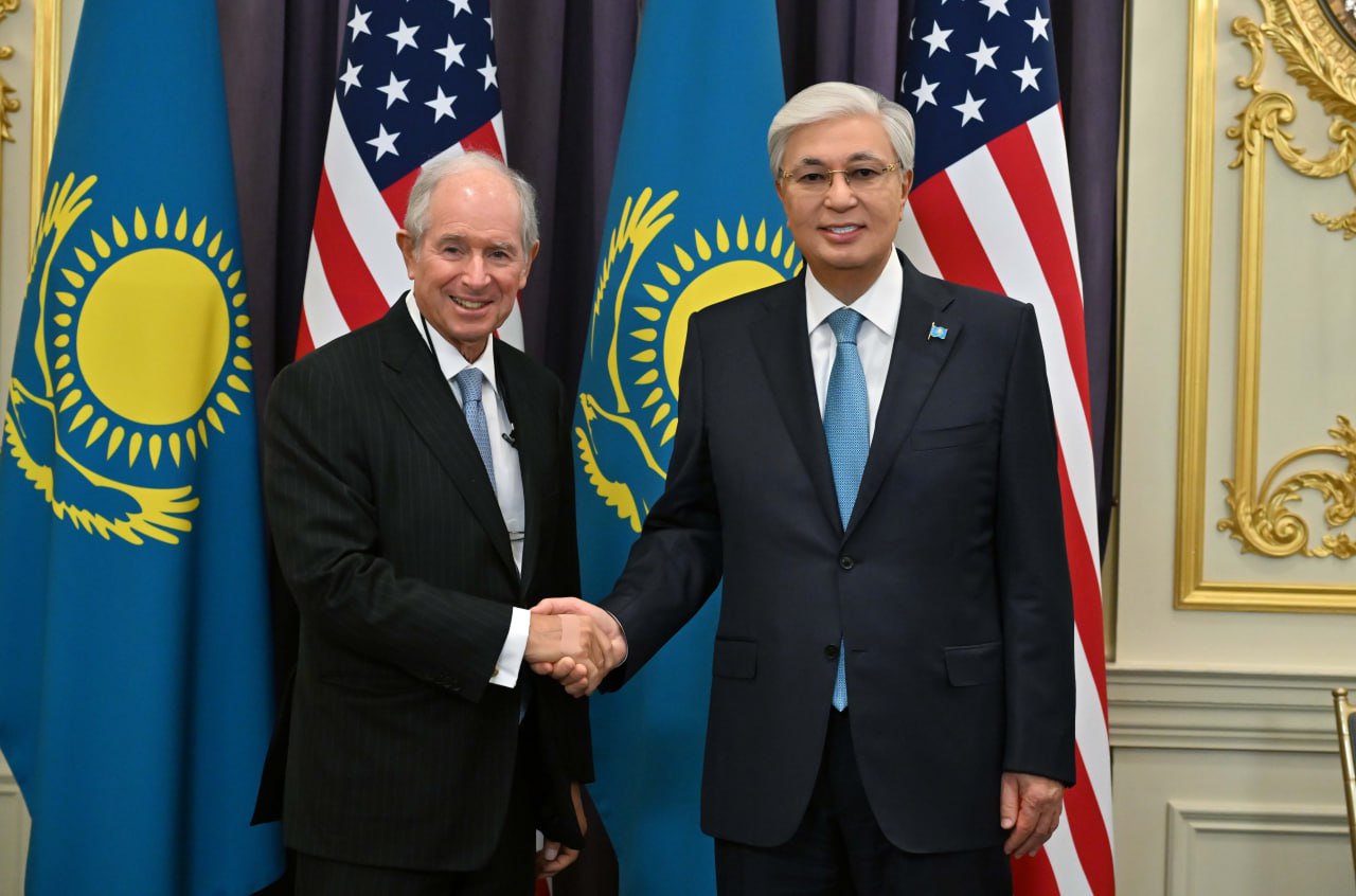 Тоқаев пен Стивен Шварцман инвестициялық ынтымақтастықтың басым бағыттарын талқылады