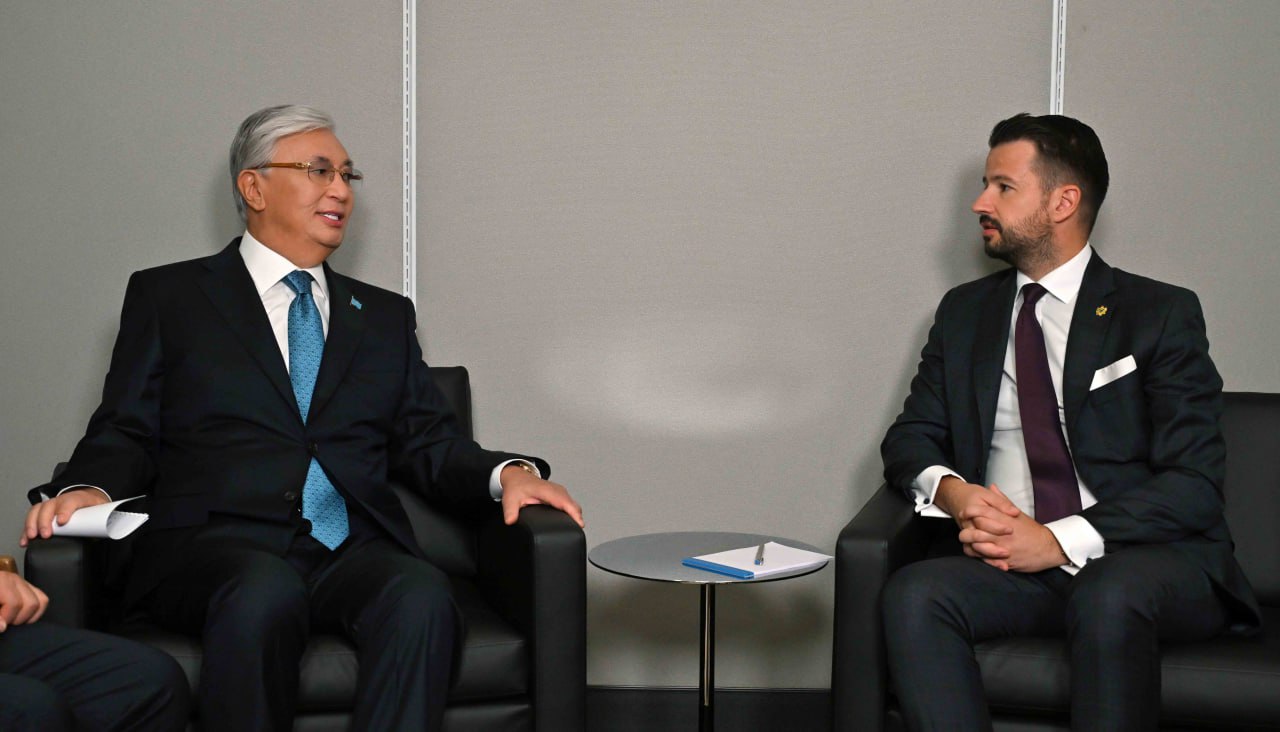 Қасым-Жомарт Тоқаев Черногория Президентімен кездесті