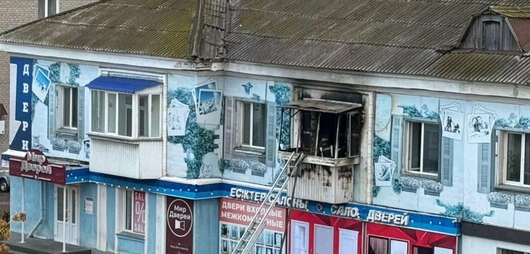 Петропавлда ескі үйлерден өрт шықты