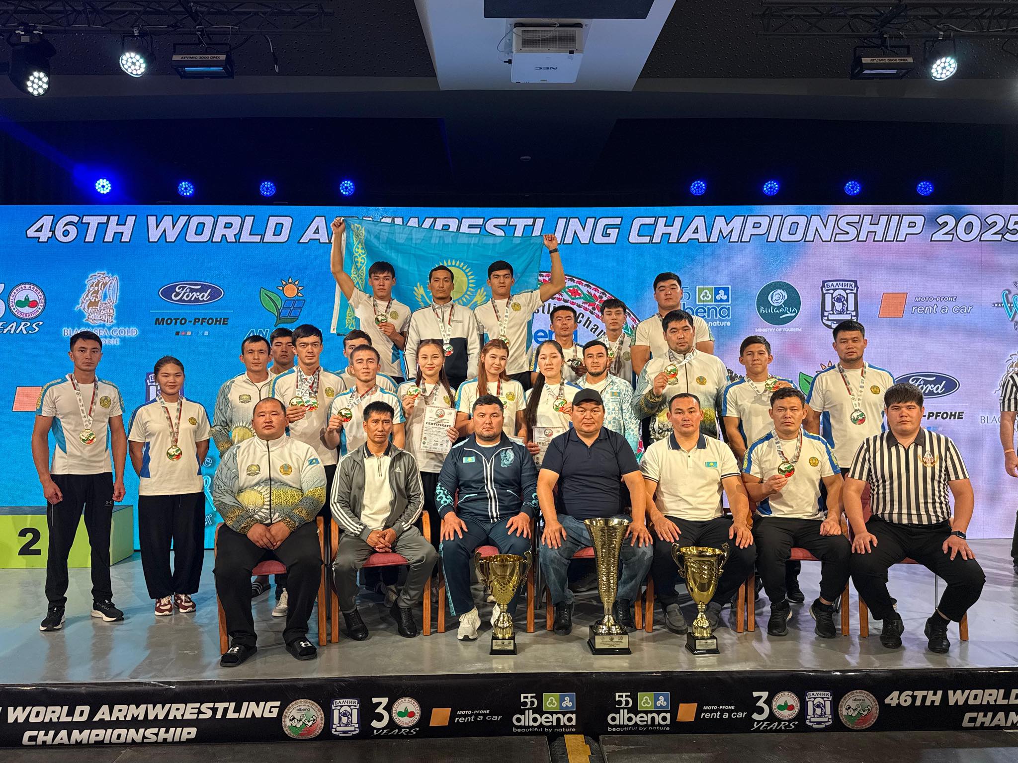 Әлем чемпионатында шардаралық спортшылар 19 алтын медаль иеленді