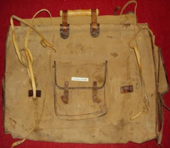 Қалай қожайын құлды аяғын иіскеуге мәжбүрлеген