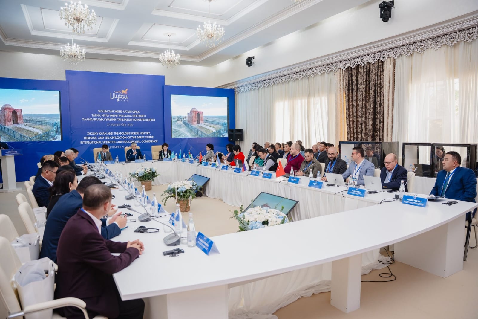 Ретро жасырын камера порно