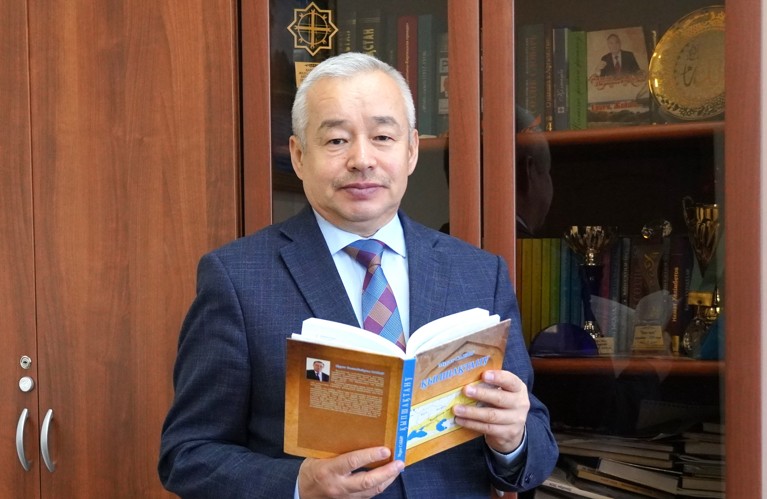 Жетілген және жас секс туралы порно фото Сюжеті мен аудармасы бар BDSM порно