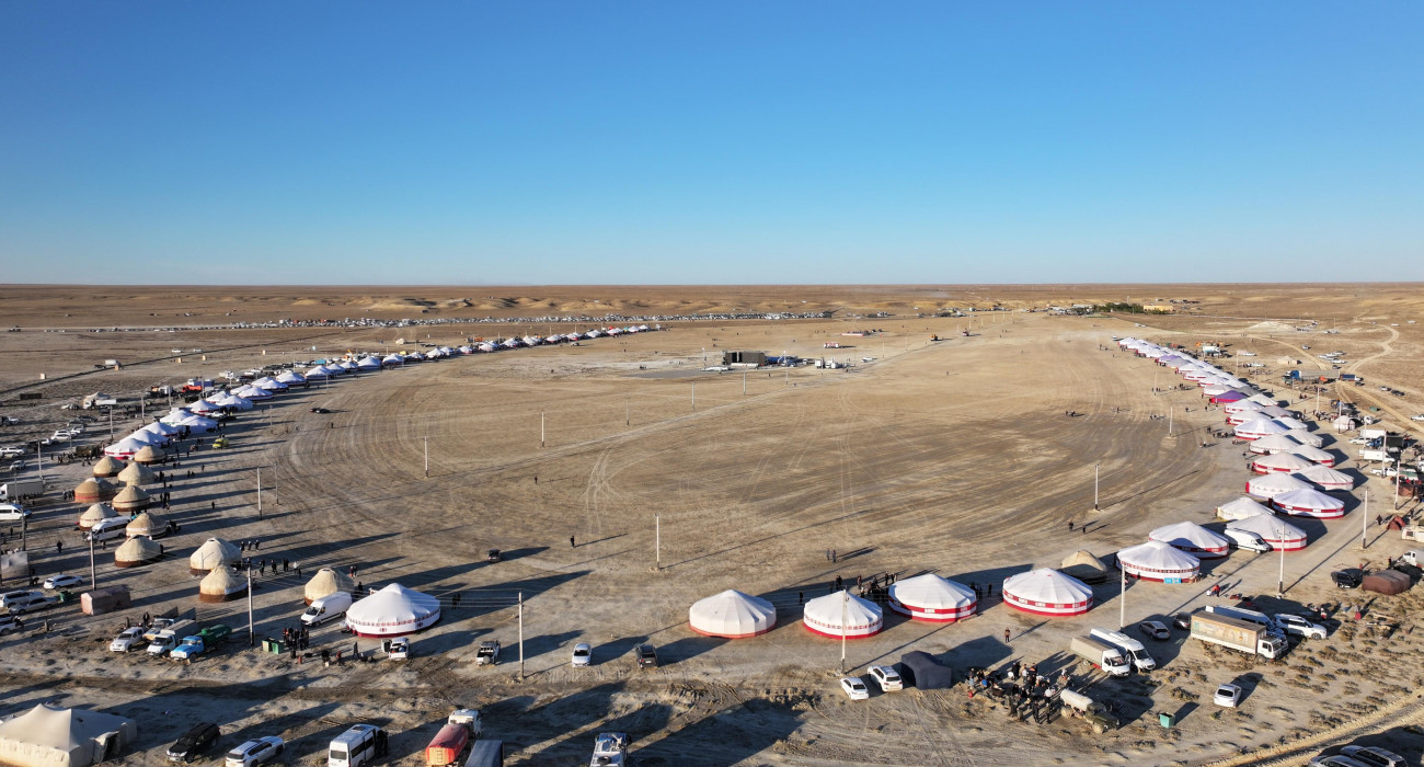 Екі ерлі-зайыптылар онлайн порнороликті біріктірді