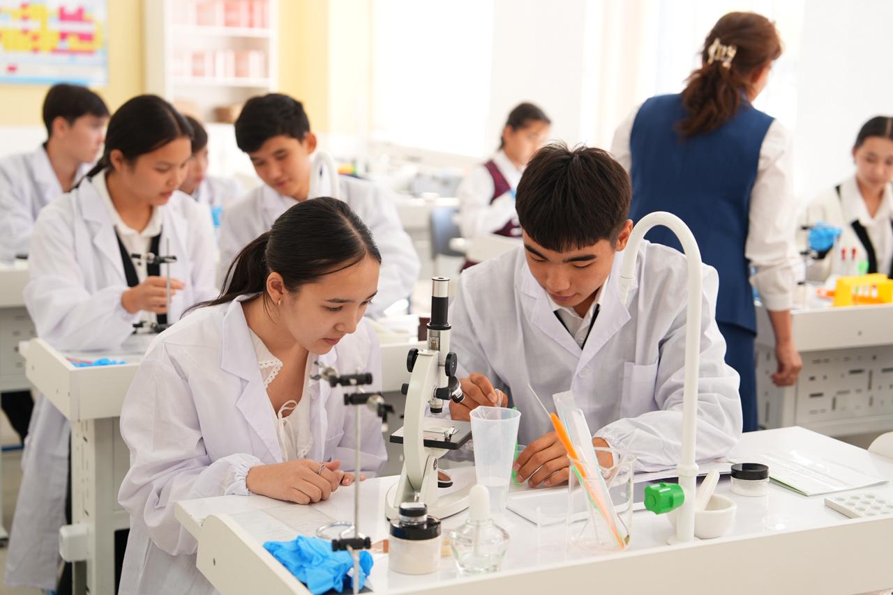 «Келешек мектеп» Созақтағы ескі білім ордасының орнын басты