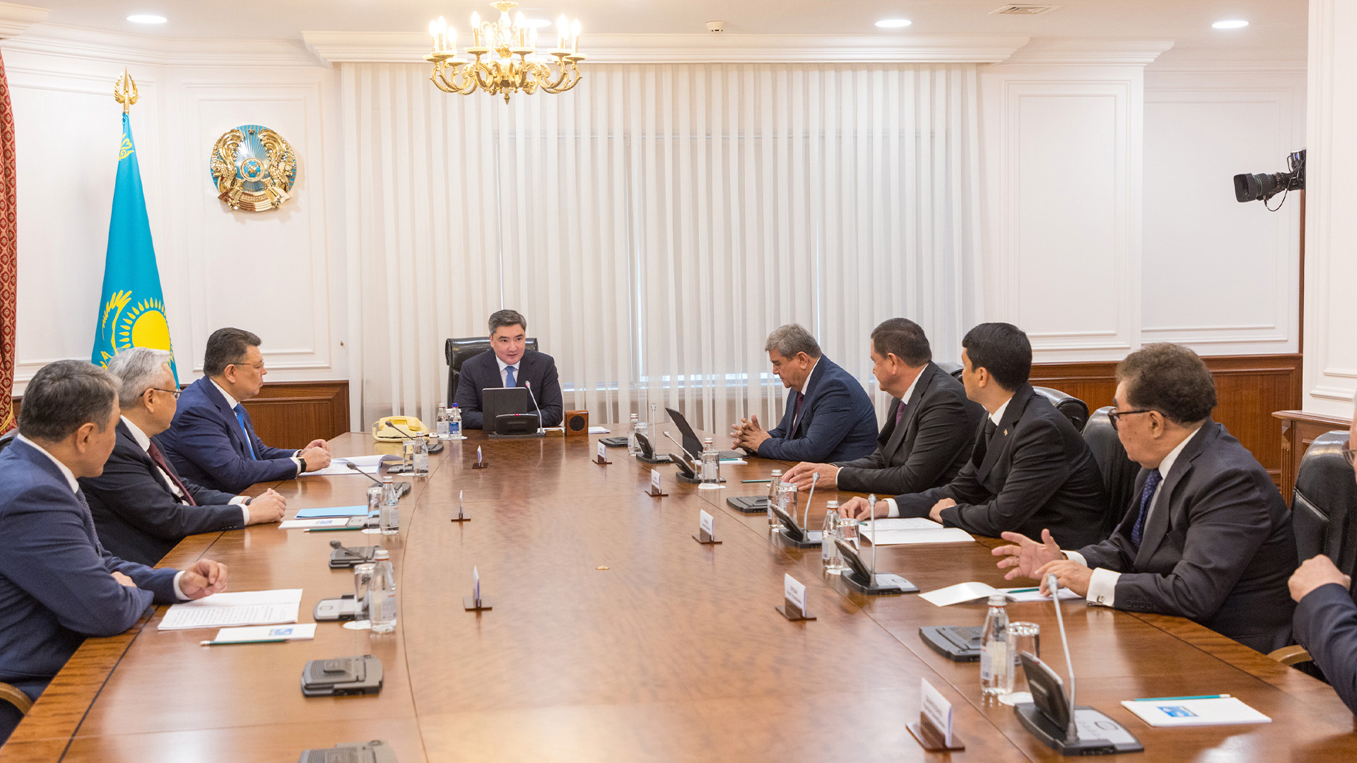 Әйелімнің топтық фотосы