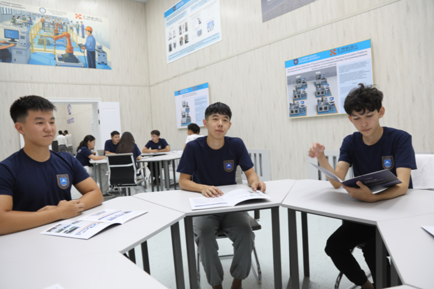 «Unitree Go2 Pro» – болашақтың роботы