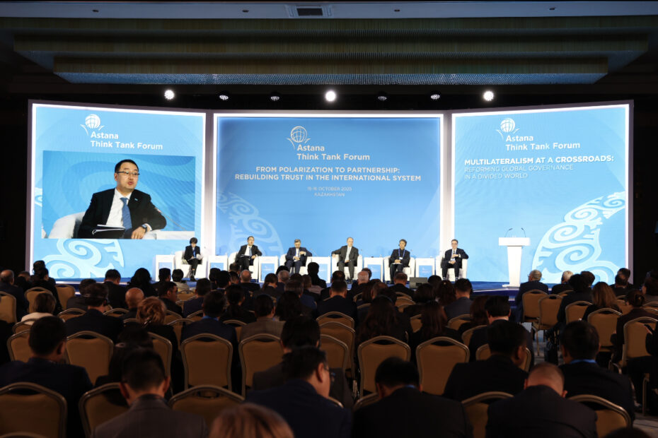 Transformers фильміндегі гноммен жыныстық қатынас