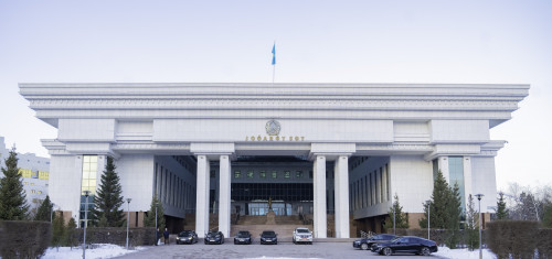 Жоғарғы соттың үш судьясы отставкаға кетті