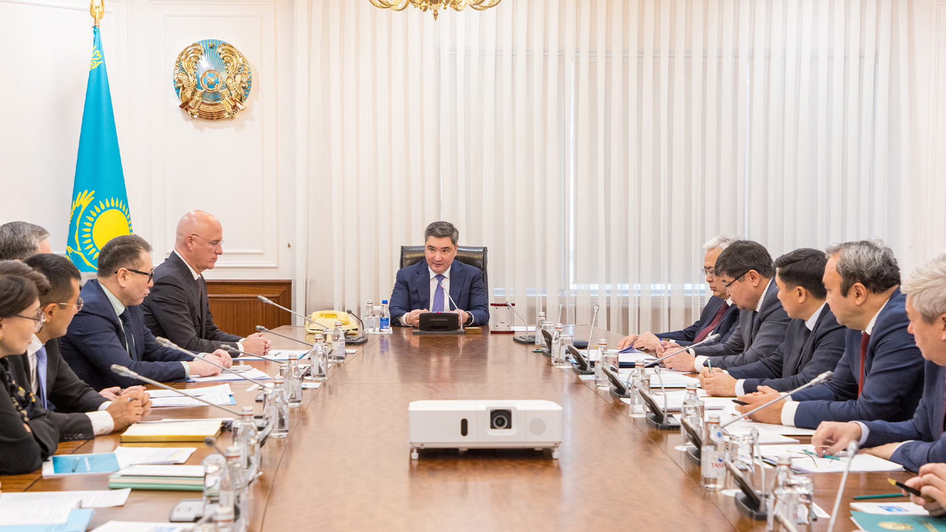 Лифт фильміндегі секс