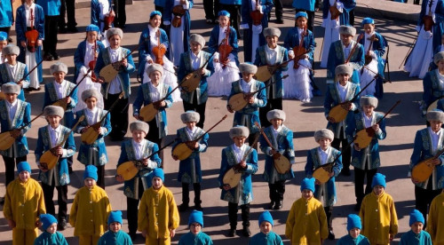 1500-ден астам оқушы «Атамекен» әнін орындады