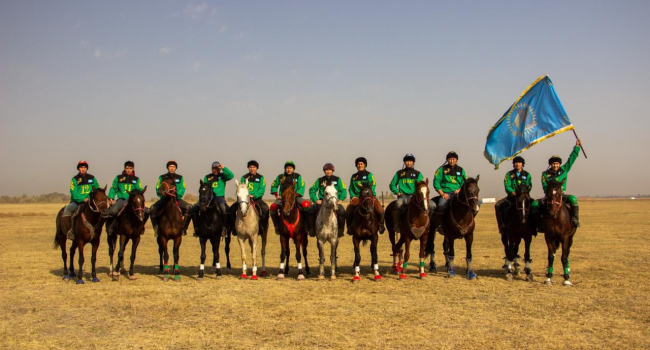 Лесби емшек сүті порно Әйелдердің порно банкасы