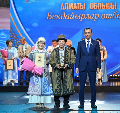 «Мерейлі отбасы-2025» байқауының жеңімпаздары марапатталды
