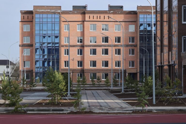 Тобыл қаласында 450 отбасы баспаналы болды