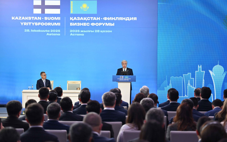 Капюшон порно фильмдерін онлайн көру