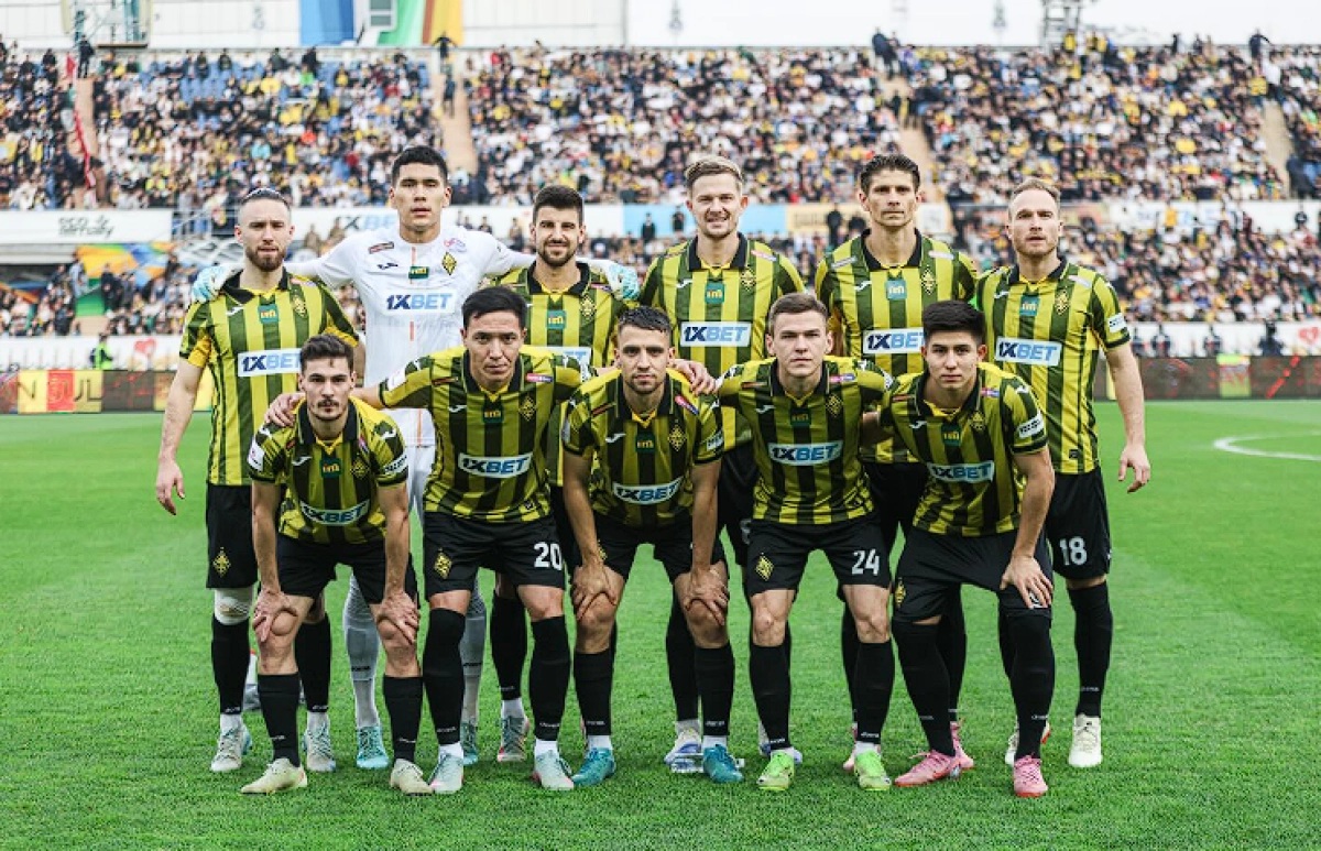 “Қайрат” бес футболшымен қоштасады