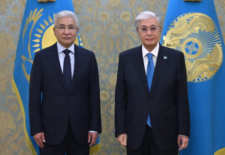 Мемлекет басшысы Иманғали Тасмағамбетовпен кездесті