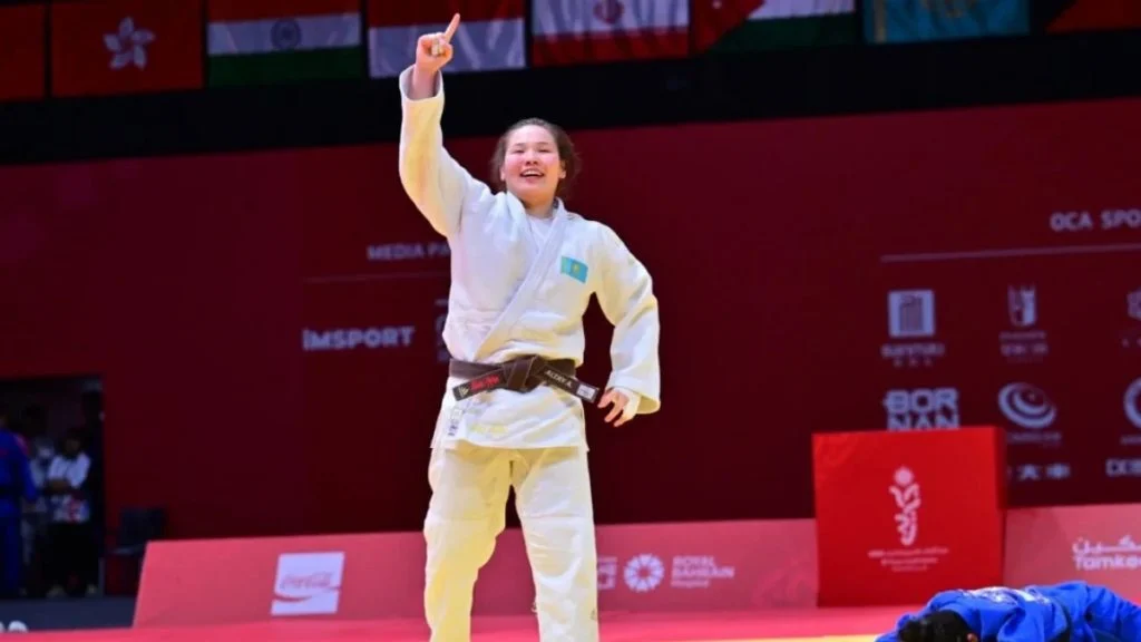 Қазақ балуаны Азия додасында топ жарды