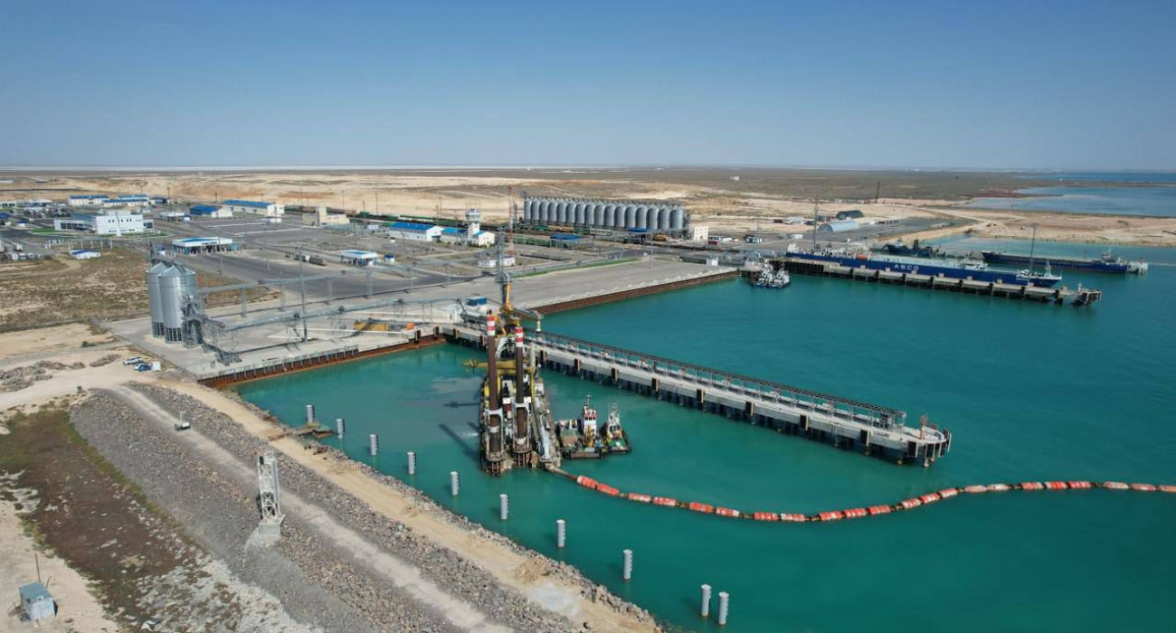 Порно фильм cacciatori di taglie manhunters Ольга Кабоның жалаңаш суреті