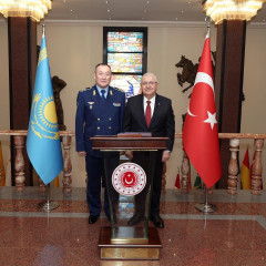 Қорғаныс министрі Түркияға ресми сапармен барды