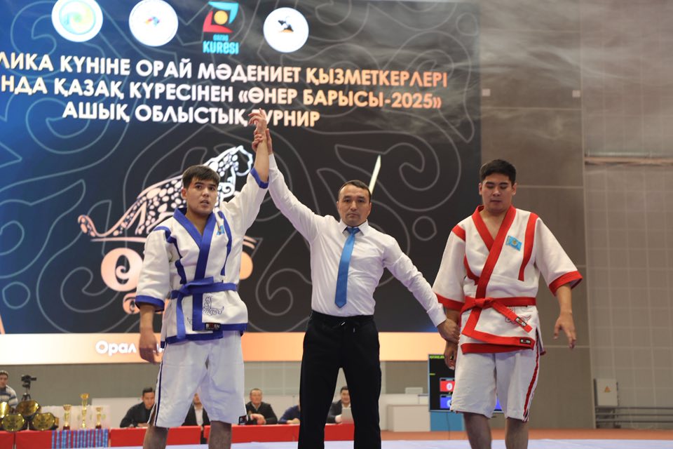 Сахнадан – бозкілемге