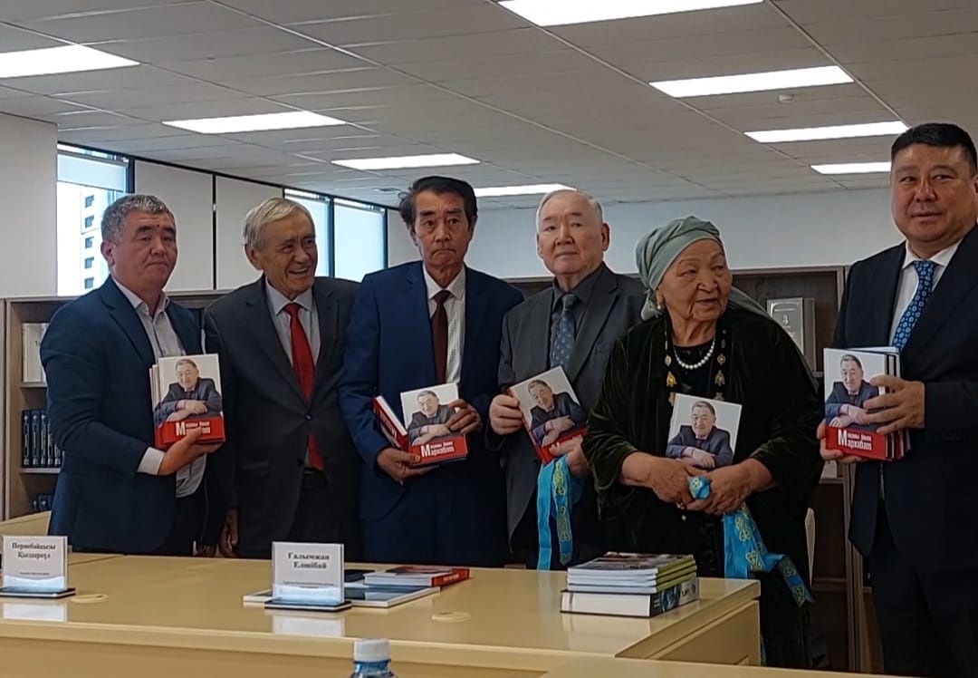 Көрнекті жазушыны еске алды