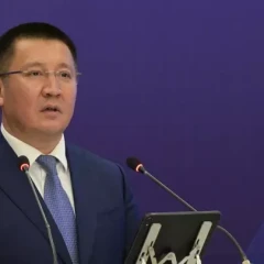 Павлодар облысының әкімі әпкесінің қамауға алынуына қатысты пікір білдірді