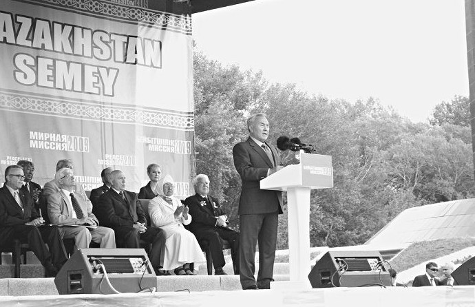 Елбасы кітапханасына –  Семей өңірінің сыйы